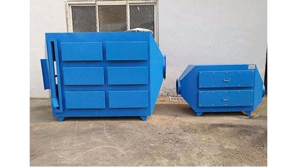 易游体育活性炭吸附箱
